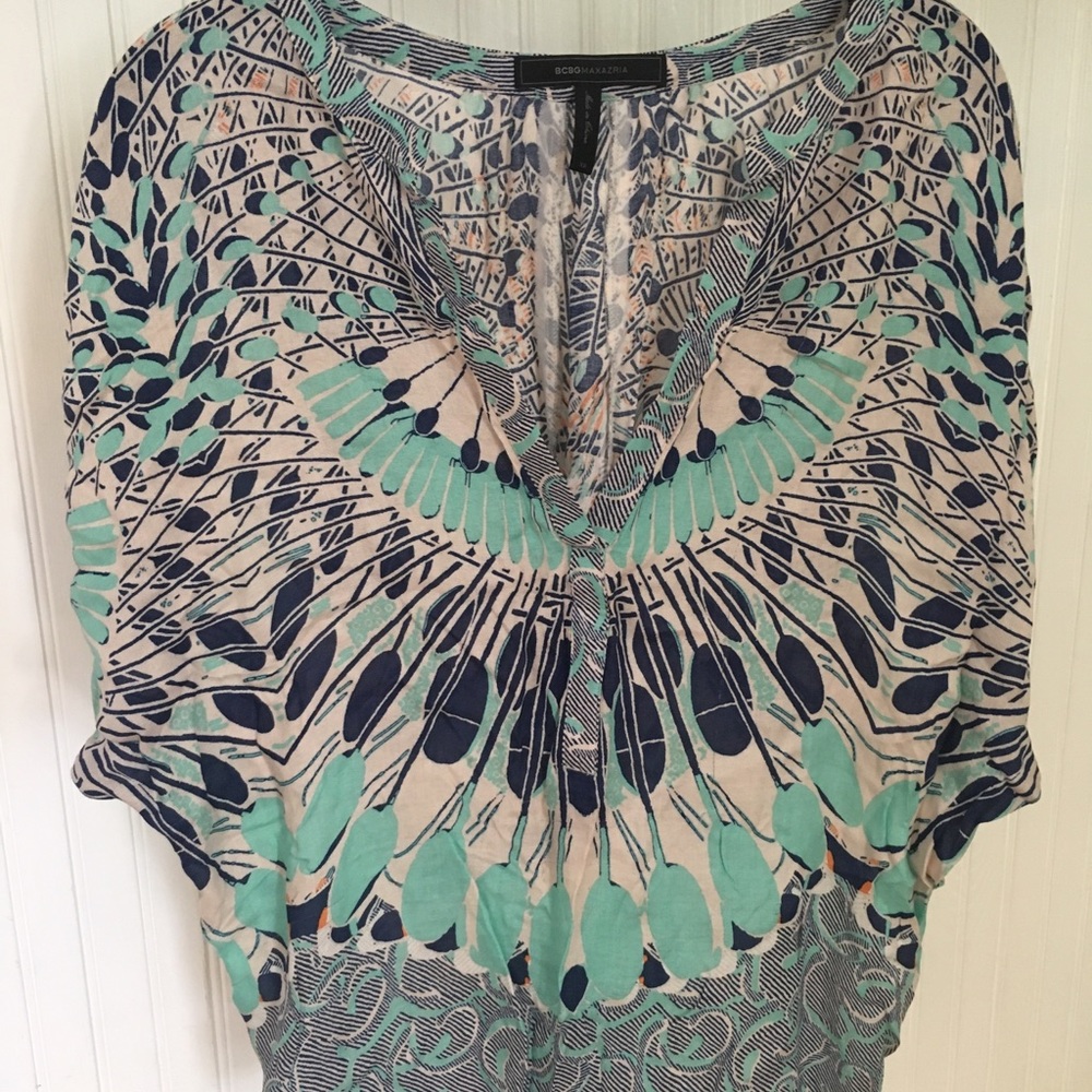 BCBG dolman sleeve printed blouse